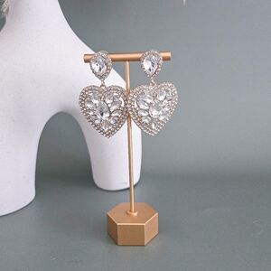Heart shaped crystal drop earrings new